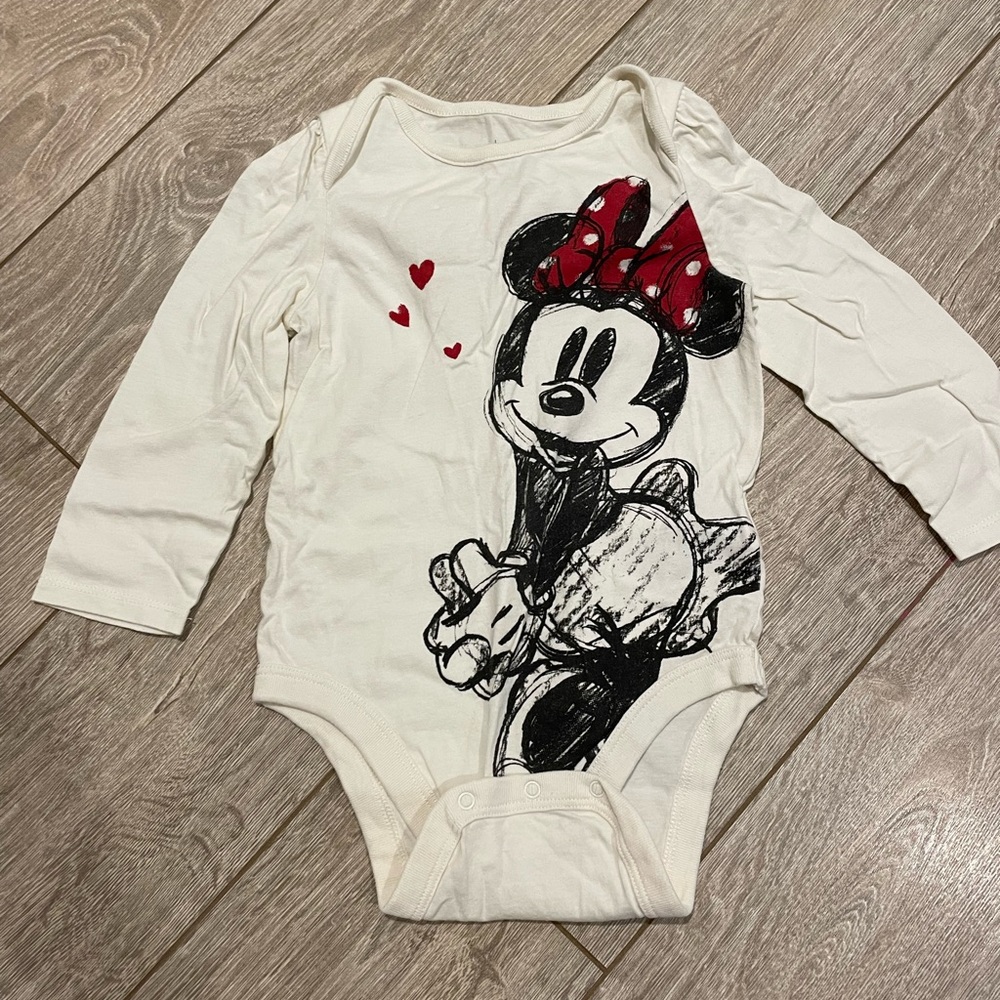 Minnie Mouse onesie with flutter sleeve 18-24 m